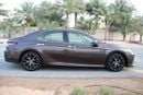 Toyota Camry SE V6 3.5L GCC! Panorama! We arrange bank loan!