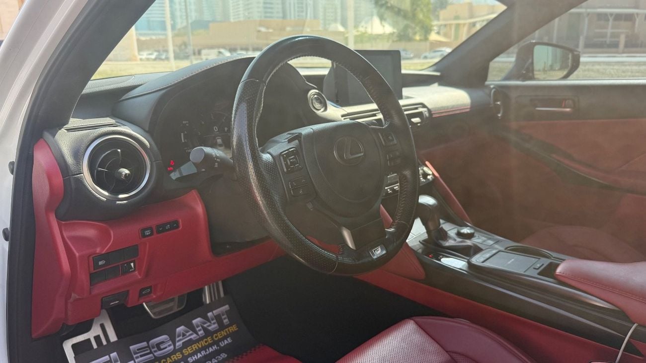 لكزس IS 350 F Sport Platinum 3.5L