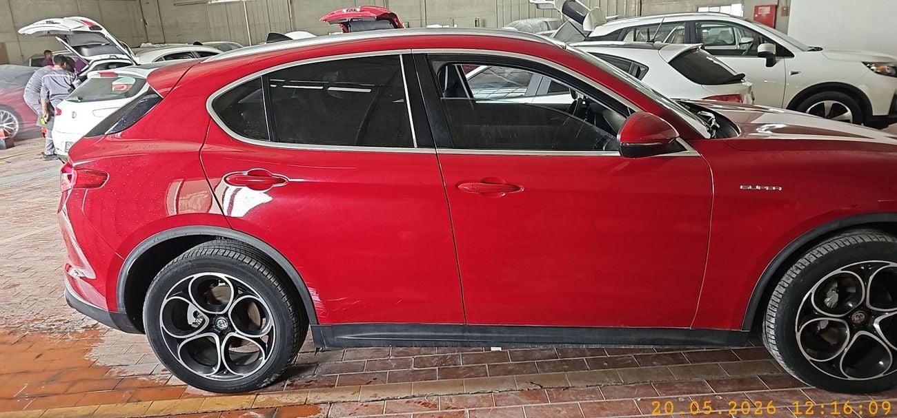 Alfa Romeo Stelvio SUPER 2.0