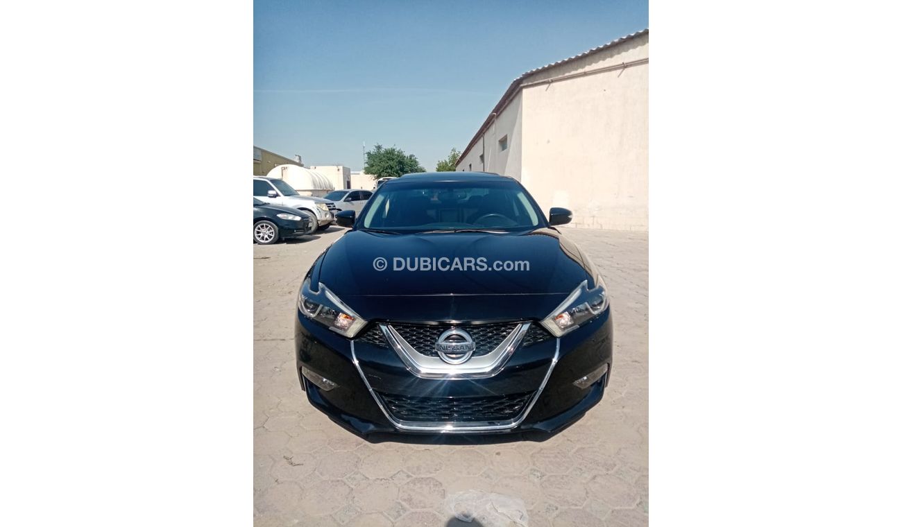 Nissan Maxima LIMITED WITH PANORAMIC ROOF