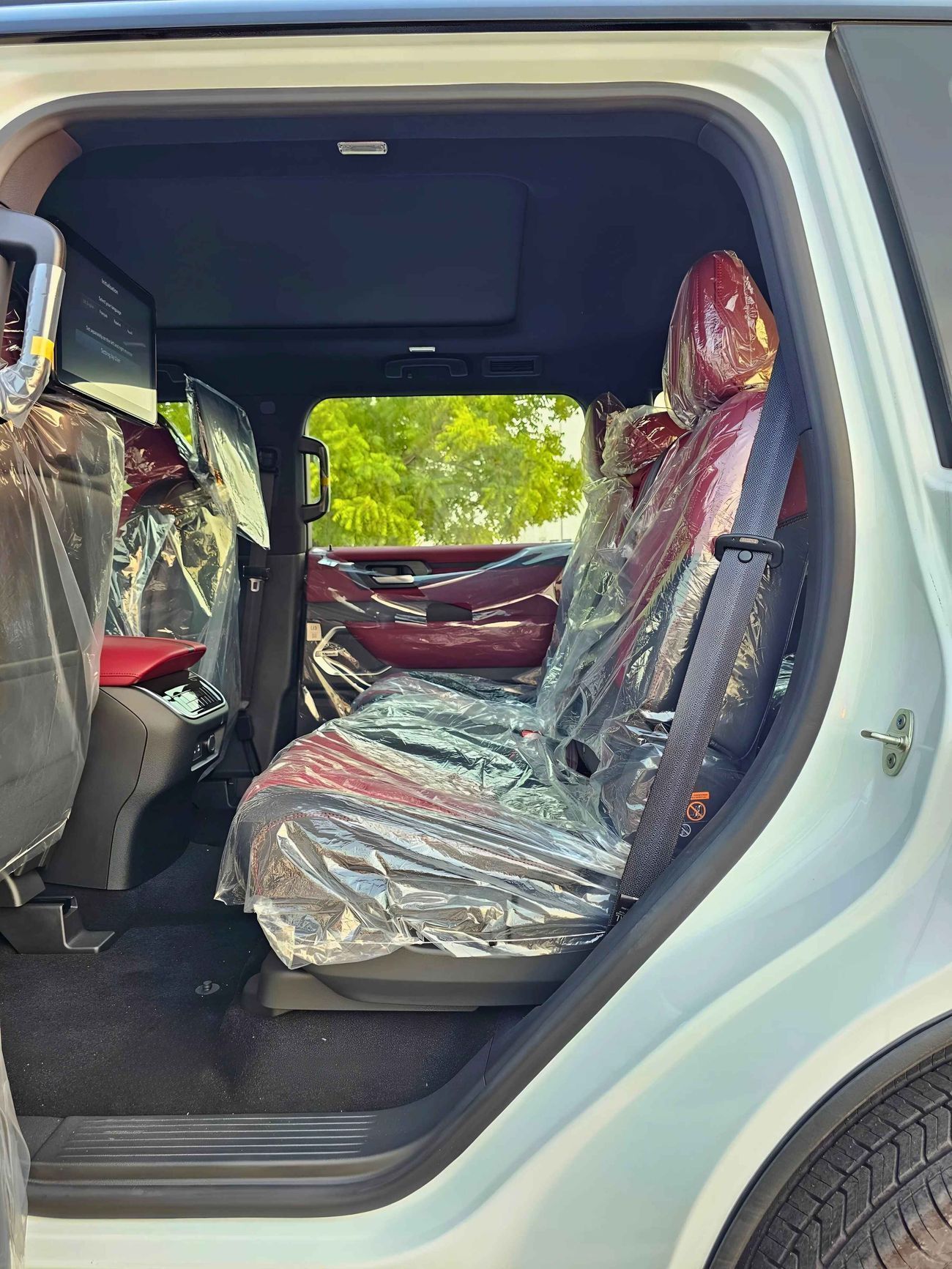 Nissan Patrol SE PLATINUM / DUAL TONE / 3.8L V6 / PWR SEATS WITH 360* CAMERA / FULL OPTION/ CODE # SE PLATINUM