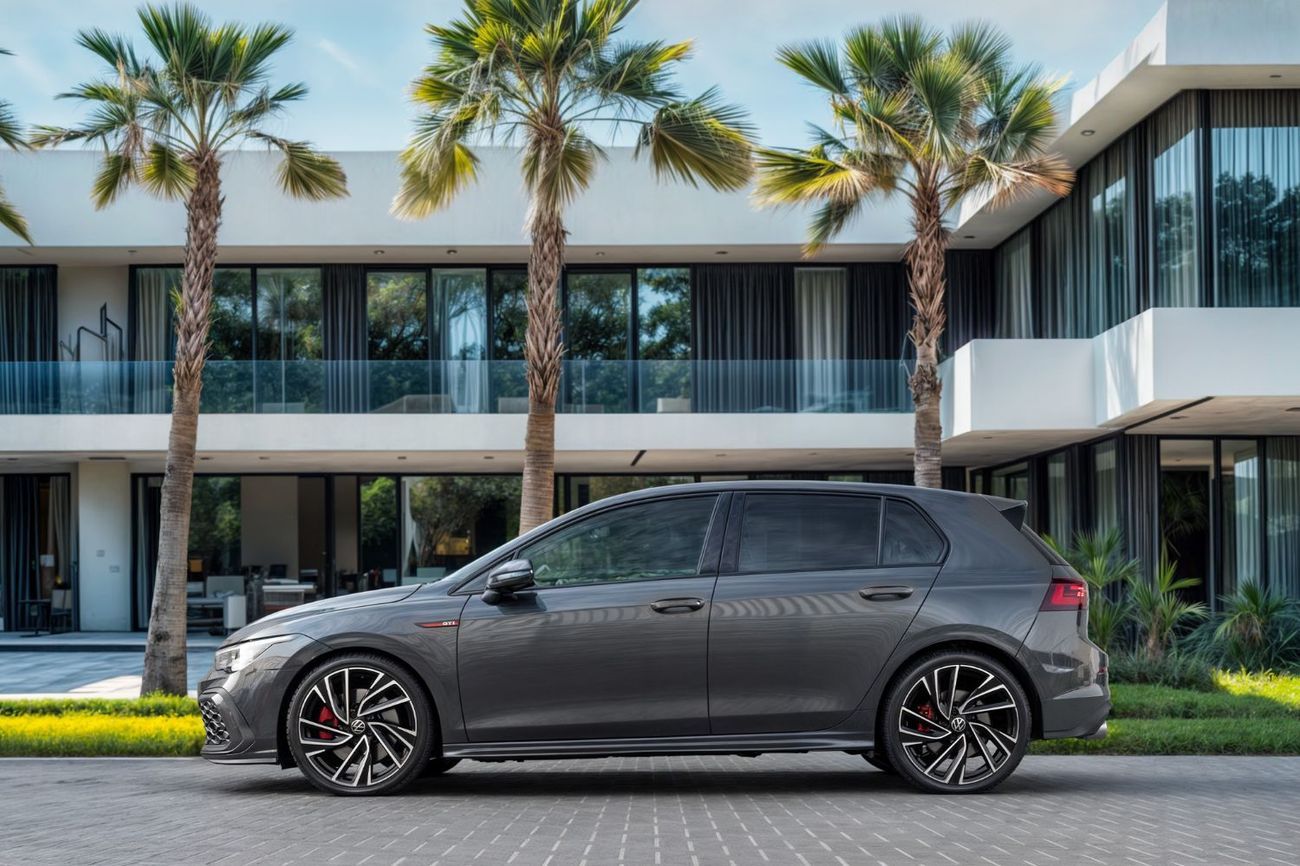 Volkswagen Golf GTI | 2,732 P.M | 0% Downpayment | VW Warranty | Leather Seats | Pristine!