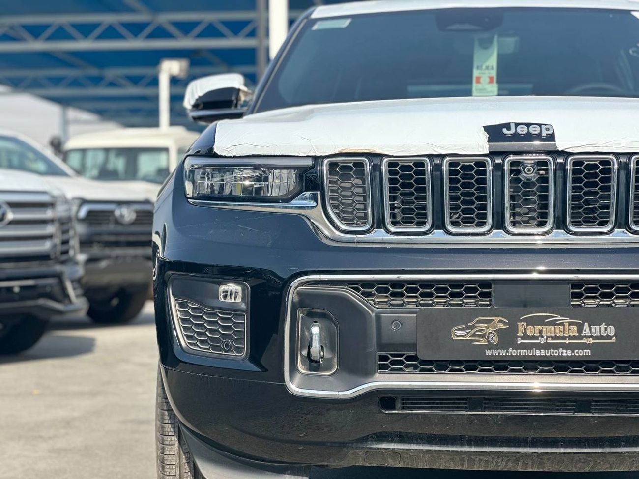Jeep Grand Cherokee Overland 3.6L V6 PTR A/T // 2025 // Full Option with 360 Camera , Radar , Heating & Cooling & Massag