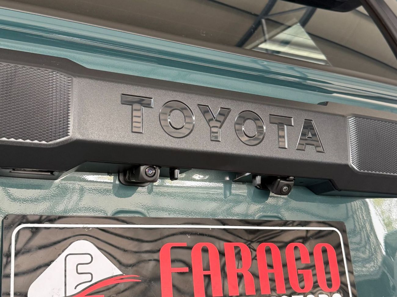 تويوتا Runner4 TRAILHUNTER 2.4 IFORCE-MAX HYBRID