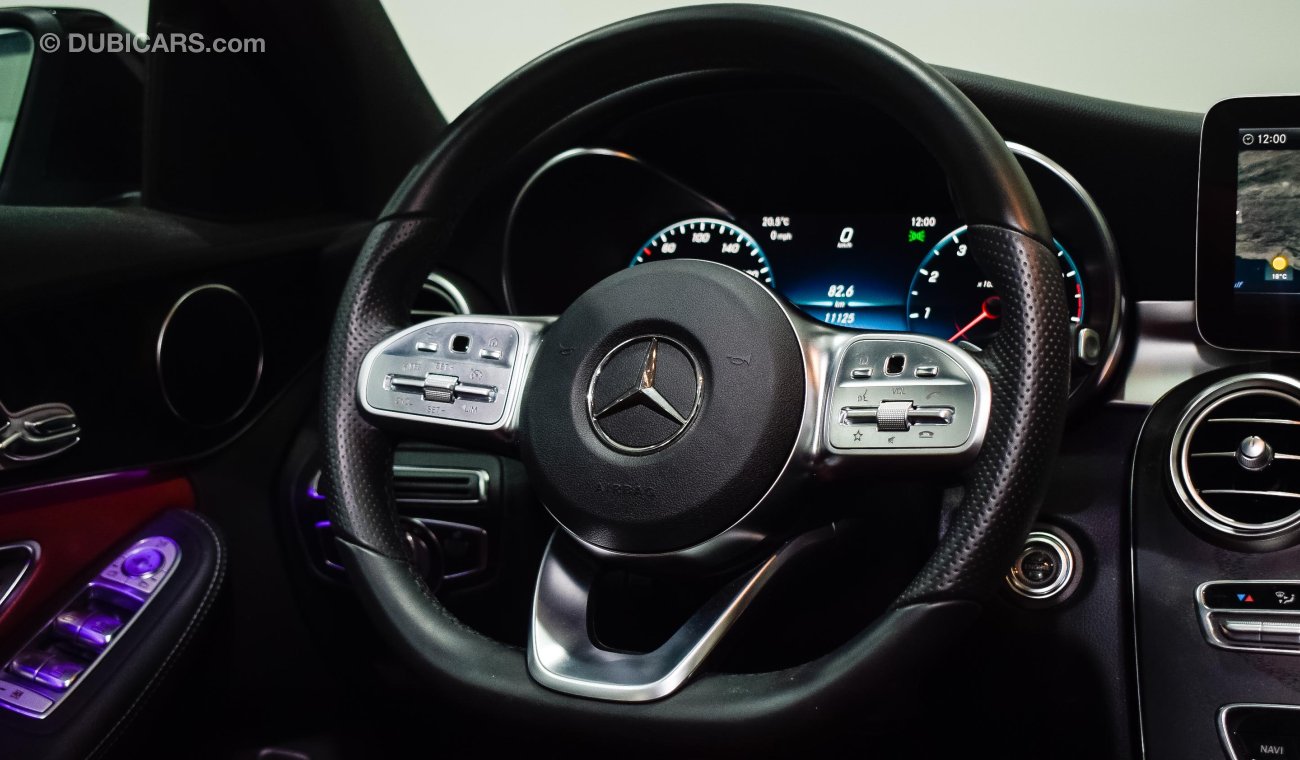 Mercedes-Benz C200 high options !!