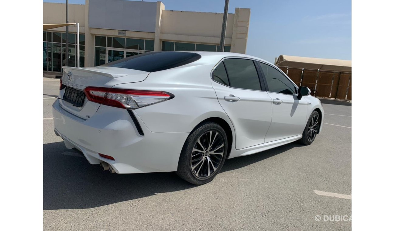 Toyota Camry Toyota camry 2019 GCC full options V6 sport for sael