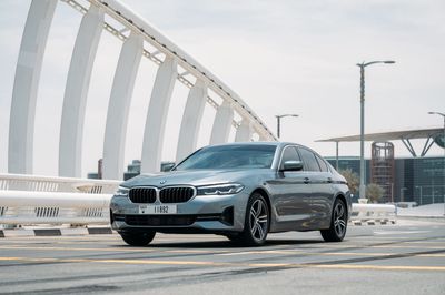 BMW 520i BMW 5 Series 520 2021 GCC specs