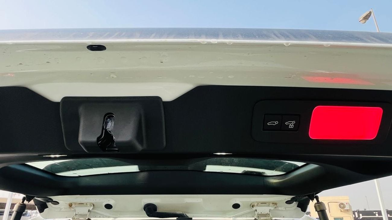 Toyota Land Cruiser GR SPORT