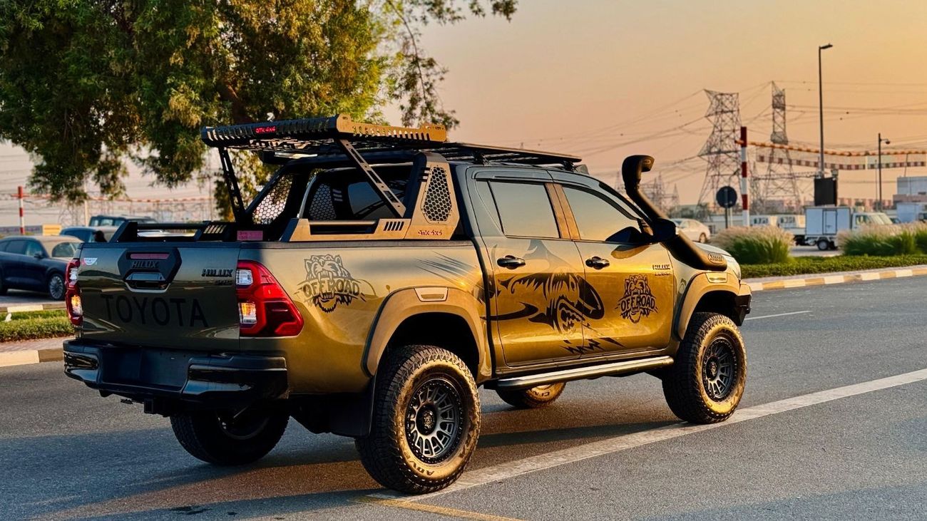 Toyota Hilux OFF ROAD MODIFIED | RHD | AWINING CAMPING TENT | 2018 | 2.8L DIESEL ENGINE | POWER SEAT | MANUAL TRA