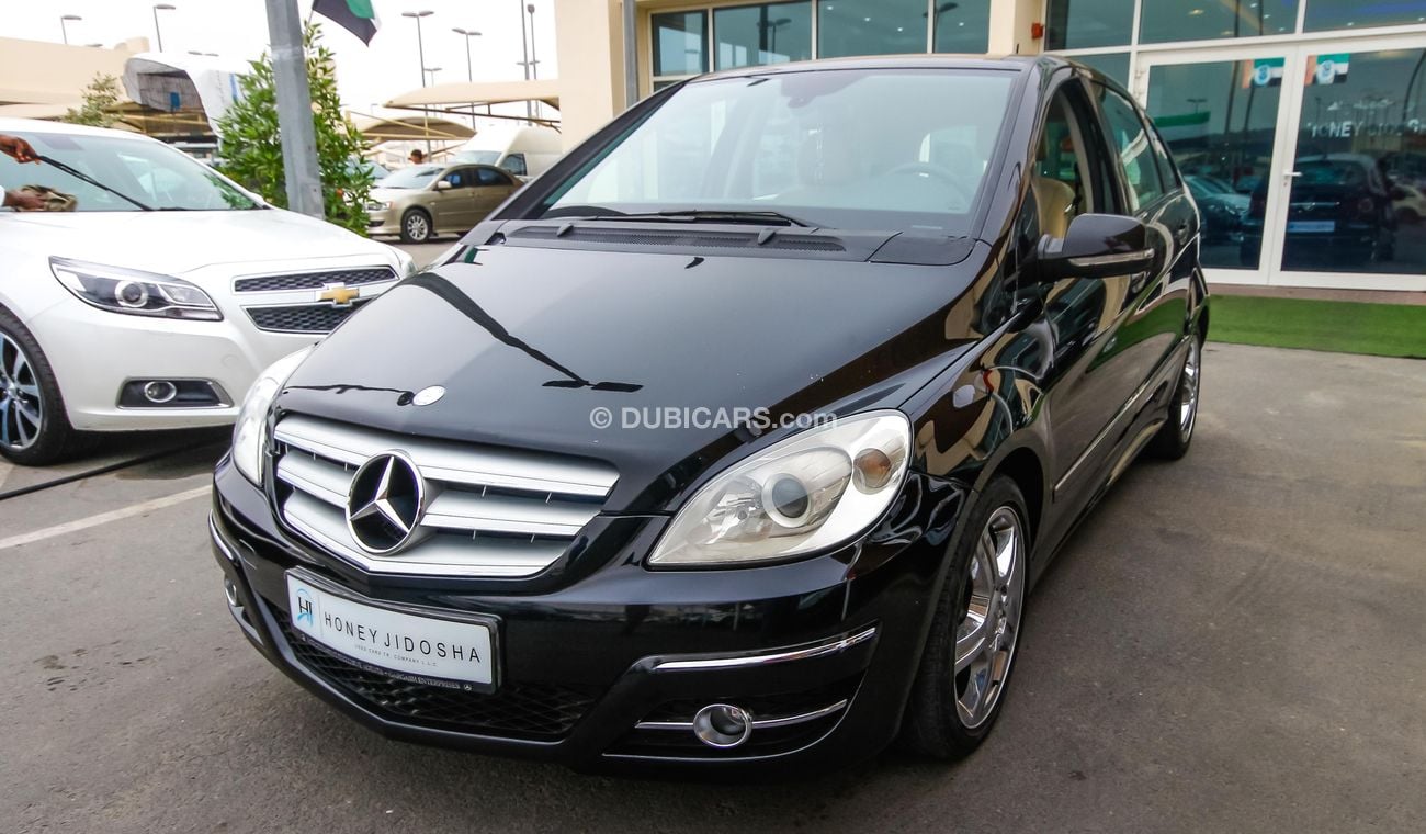 Mercedes-Benz B 200