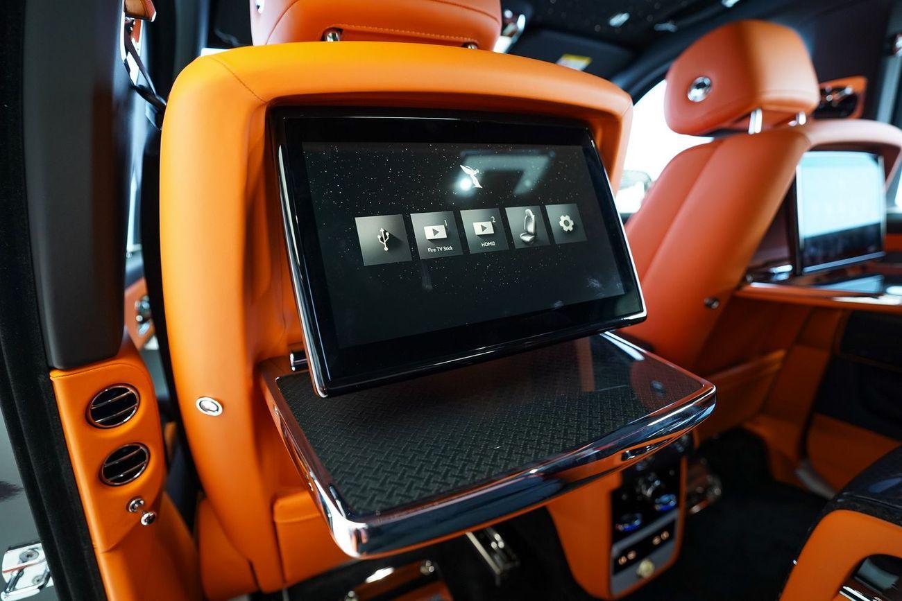 Rolls-Royce Cullinan BLACK BADGE