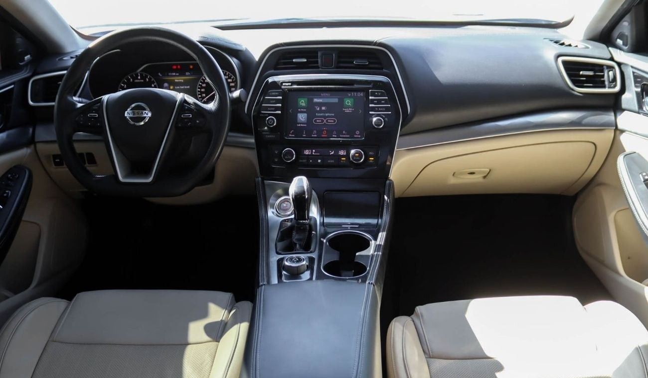 Nissan Maxima SV 3.5L Nissan Maxima 3.5 L 2020 GCC, full option, accident-free, in condition, 991 P.M