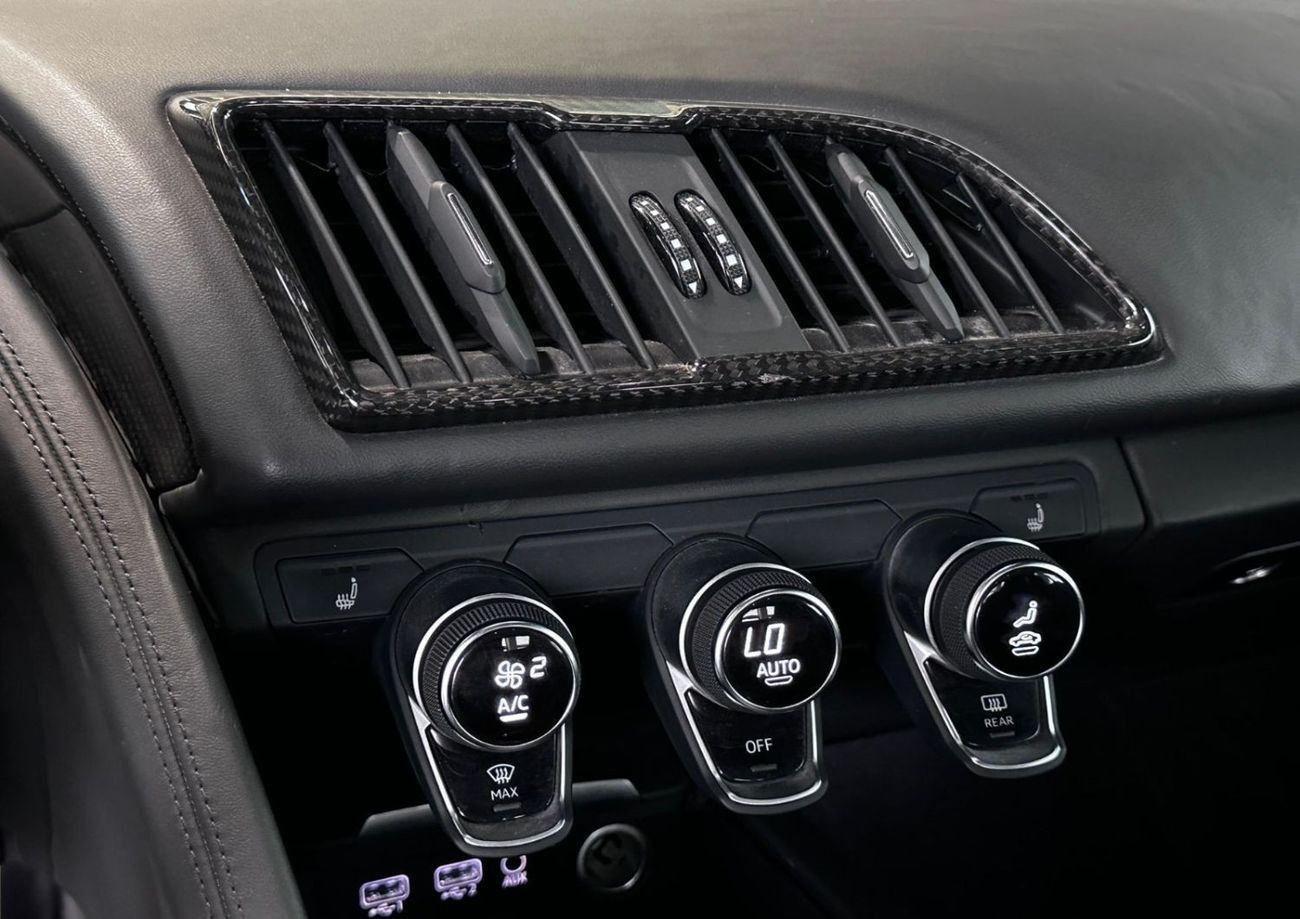 أودي R8 V10 Plus Performance parts 5.2L