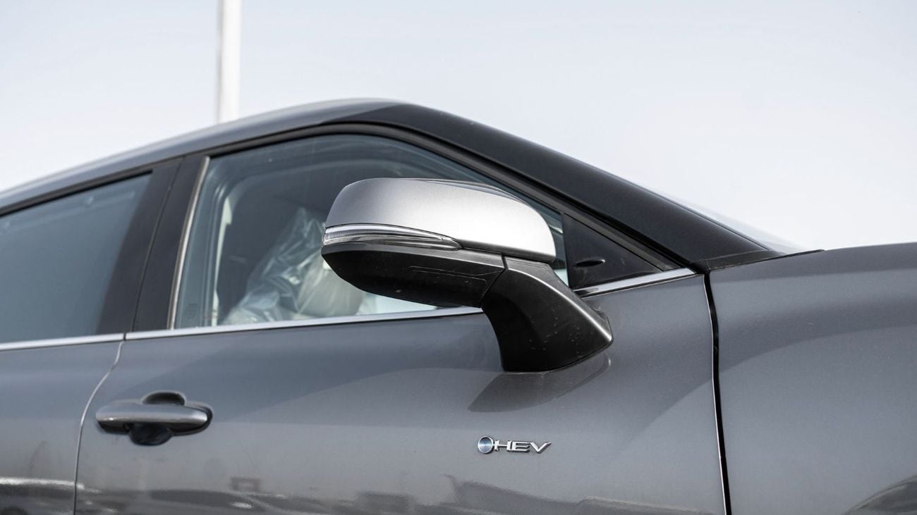 Toyota Highlander 2025 Toyota Highlander GLE 2.5L AT Hybrid (Gray)