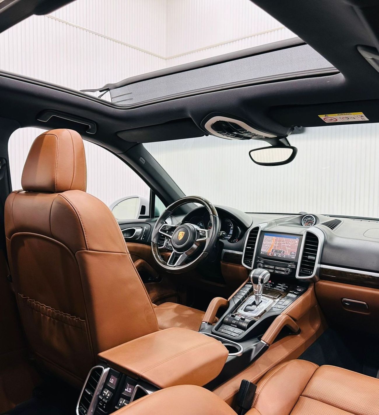 Porsche Cayenne 2017 Porsche Cayenne S Platinum Edition, Warranty, Full Options, Very Low Kms, GCC