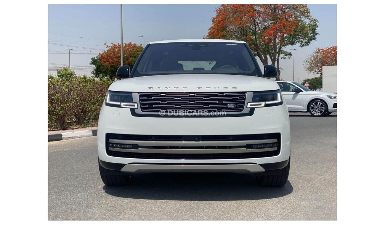 Land Rover Range Rover GCC SPECC UNDER WARRANTY AND SERVICE CONTRACT