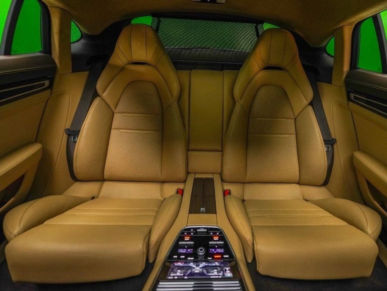 بورش باناميرا PANAMERA TURBO S E-HYBRID EXECUTIVE -SPORT EXHAUST- SPORT DESIGN PACKAGE -REAR SEAT ENTERTAINMENT