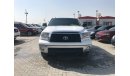 Toyota Tundra تويوتا تاندرا2011 رقم1 بحالة نظيفة5.7