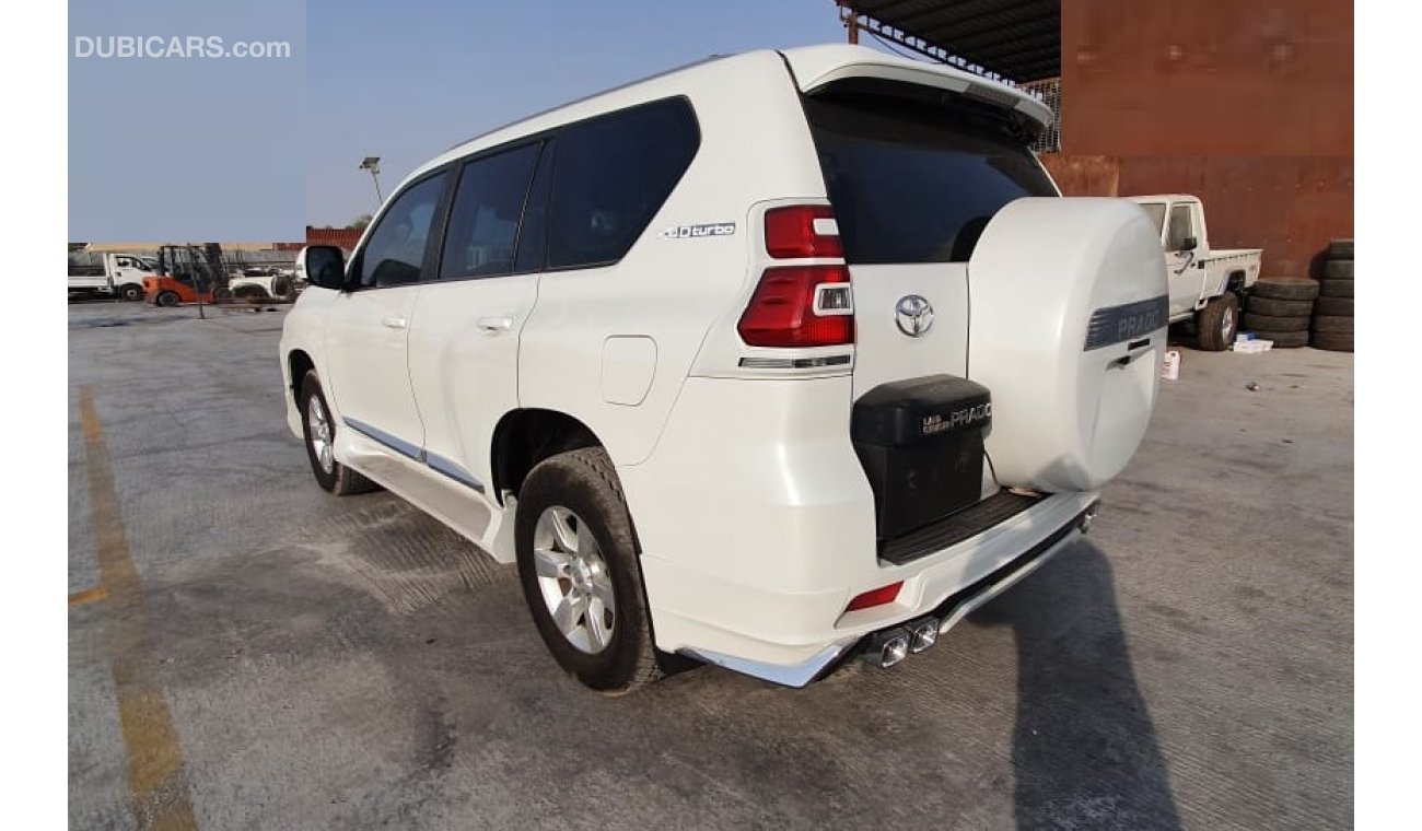 تويوتا برادو diesel auto gear 3.0L right hand drive excellent condition