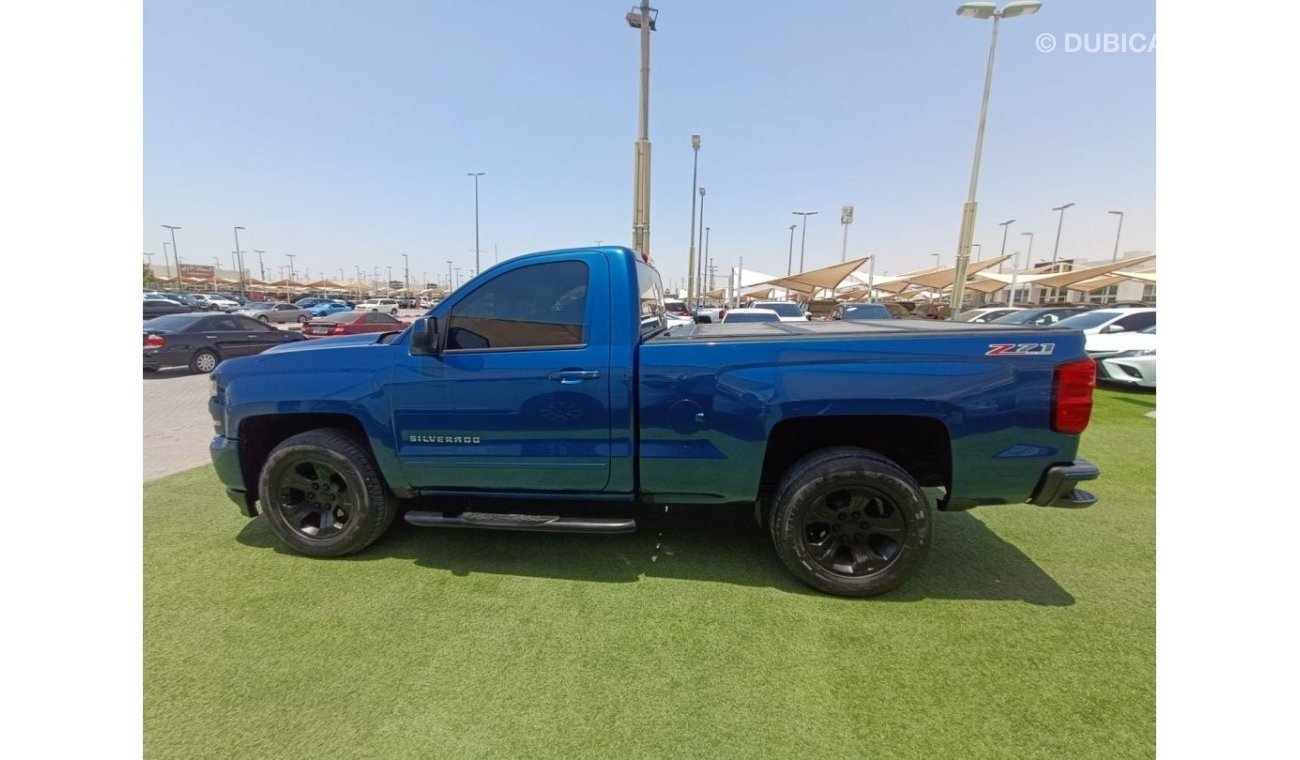 Chevrolet Silverado LT Z71 the car is in excellent condition clean inside and out not painted