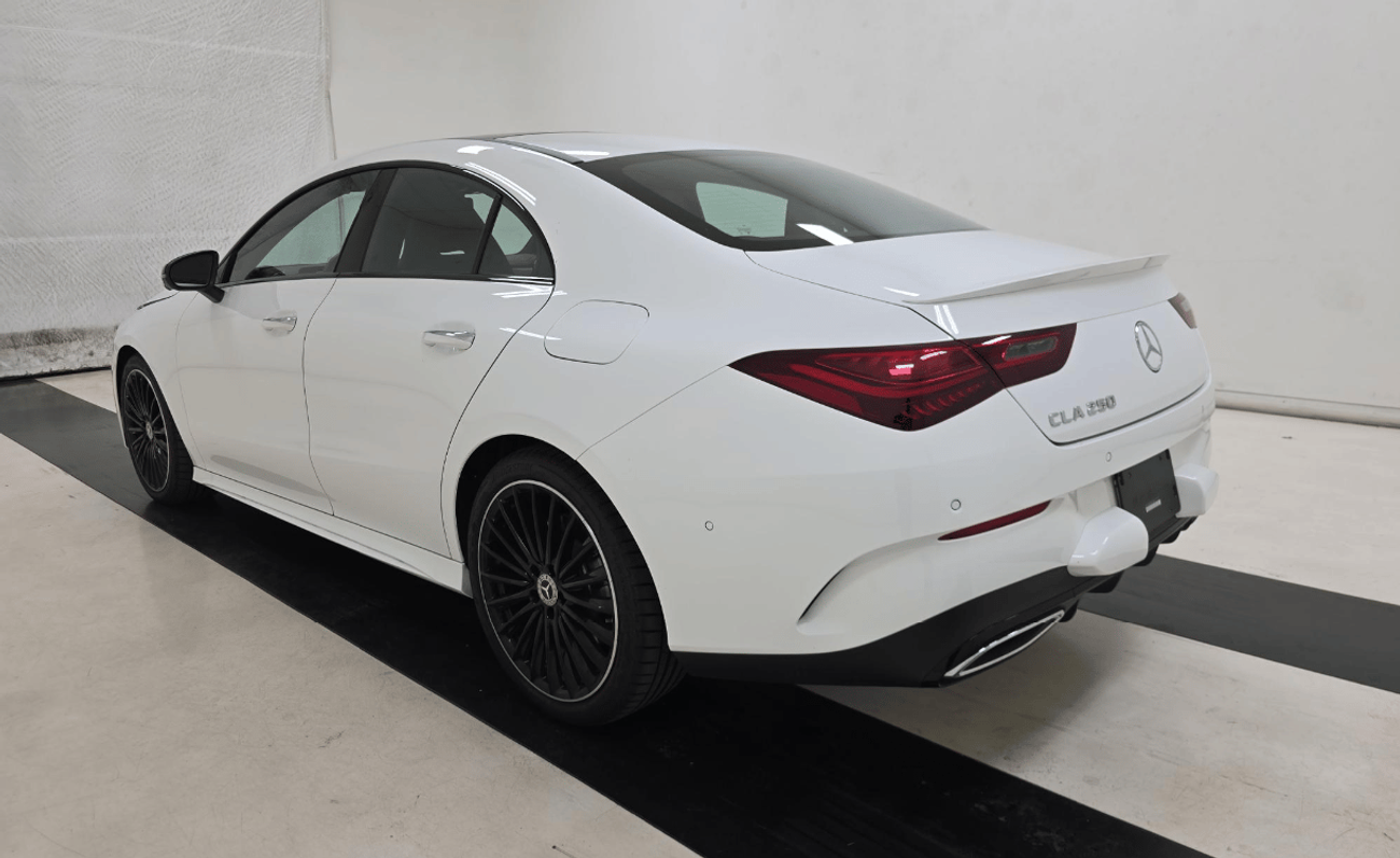 Mercedes-Benz CLA 250 Premium + 2.0L