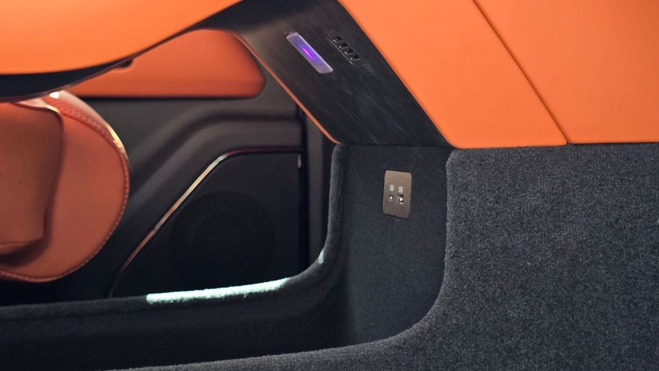 ROX 01 ROX 01 - 7 Seats - 2026 Brand New (Export) Ready Stock