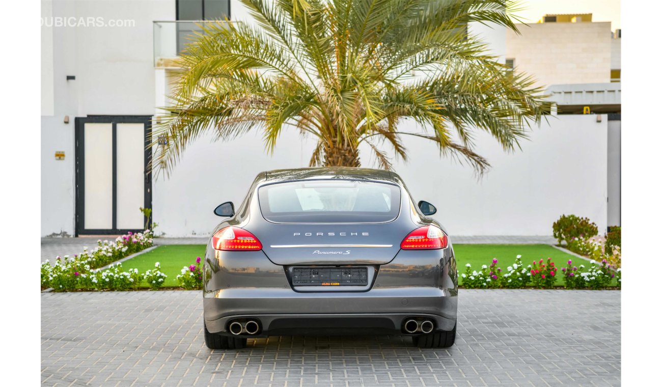 بورش باناميرا S 4.8L V8 - 2 Y Warranty - GCC - AED 2,820 Per Month - 0% Downpayment