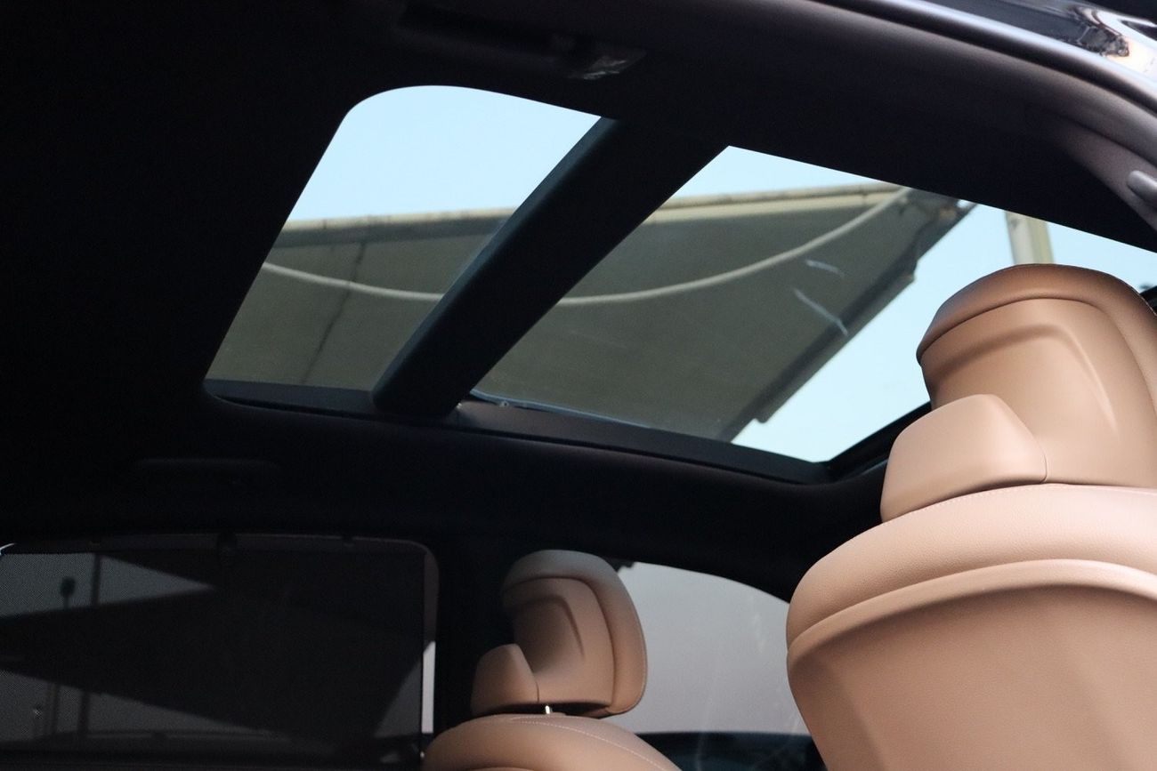 Kia K8 GDI LX 3.5L KIA K8 Full Option/ GCC / 2022 / Under Warranty