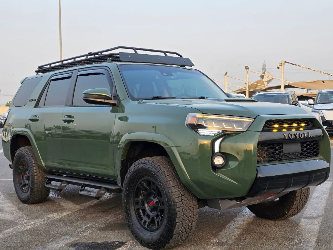 Toyota 4Runner 2020 Model TRD Pro Sunroof, 4x4 , original leather seat and Push button