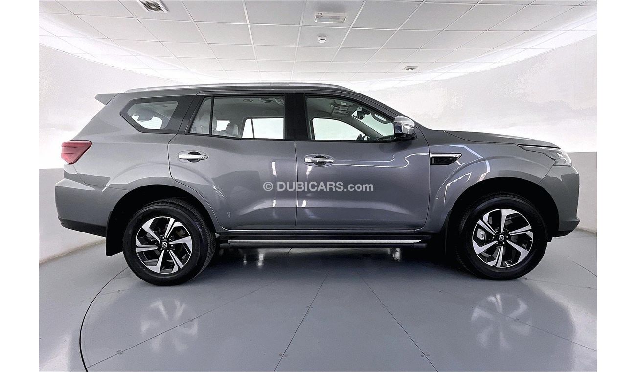 Nissan XTerra Platinum | 1 year free warranty | 0 down payment | 7 day return policy