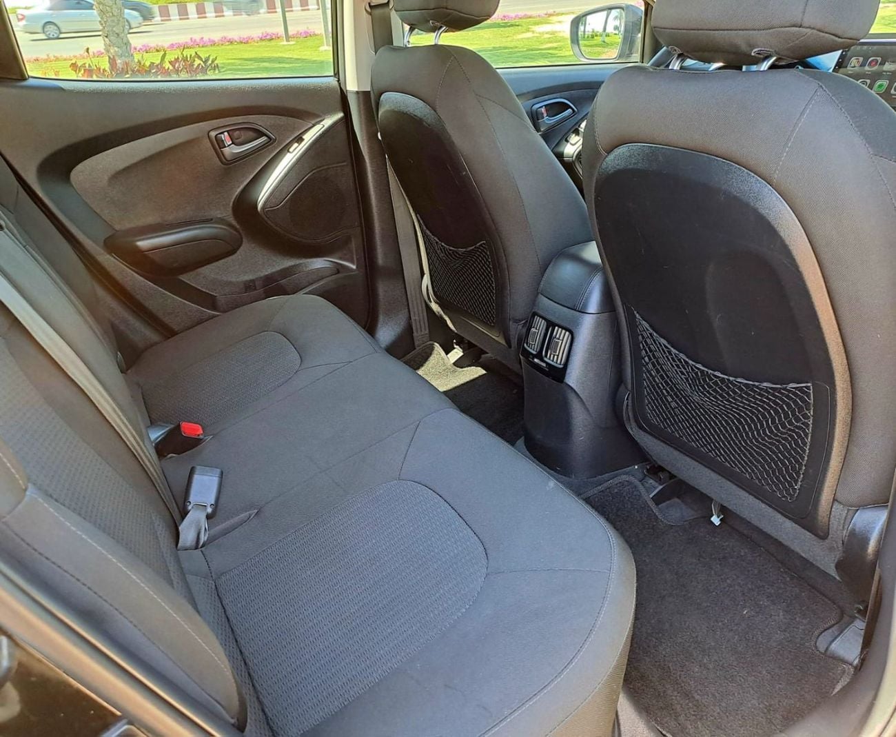 Hyundai Tucson GL 2.0L 1,725-MONTHLY FOR 1 YEAR ONLY | HYUNDAI TUCSON 2015 2.0L GCC | CRUISE CONTROL I GPS I ACCIDE