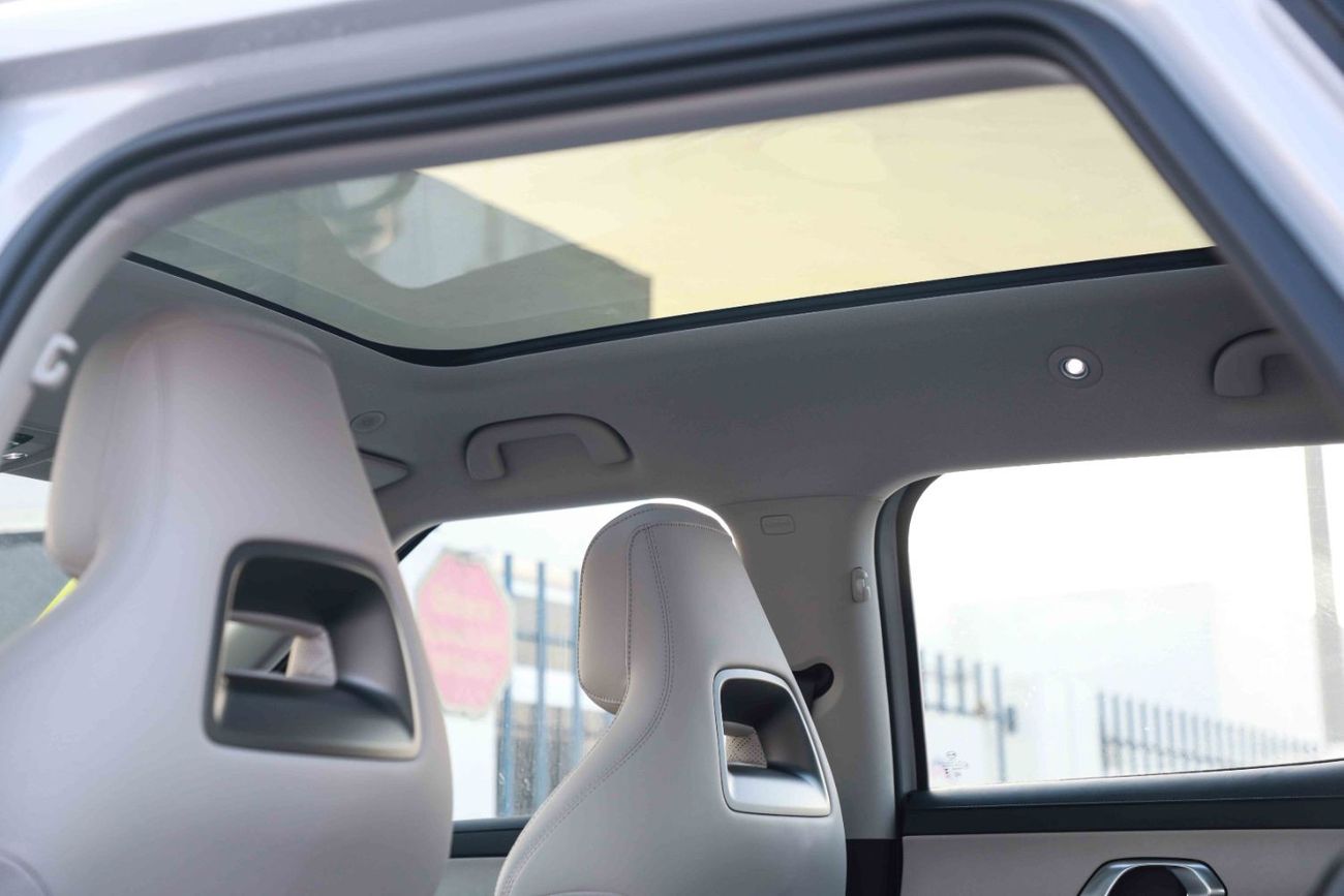 BYD Yuan Up 2024 BYD YUAN UP TRANSCEND - GREEN inside BEIGE | Export Only