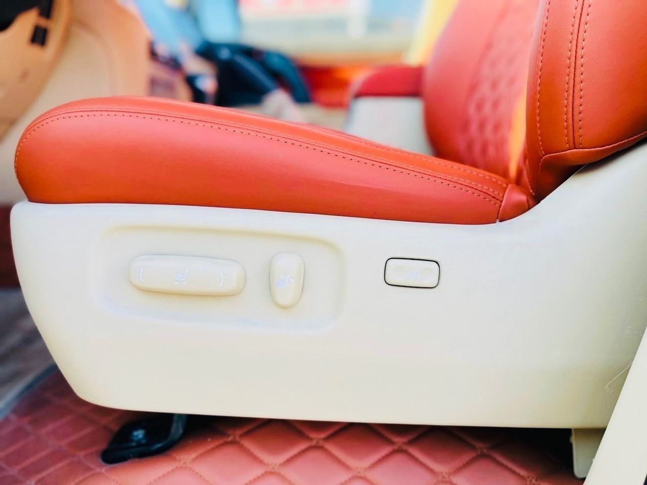 تويوتا لاند كروزر Toyota landcuriser GXR V8 2017 Full option