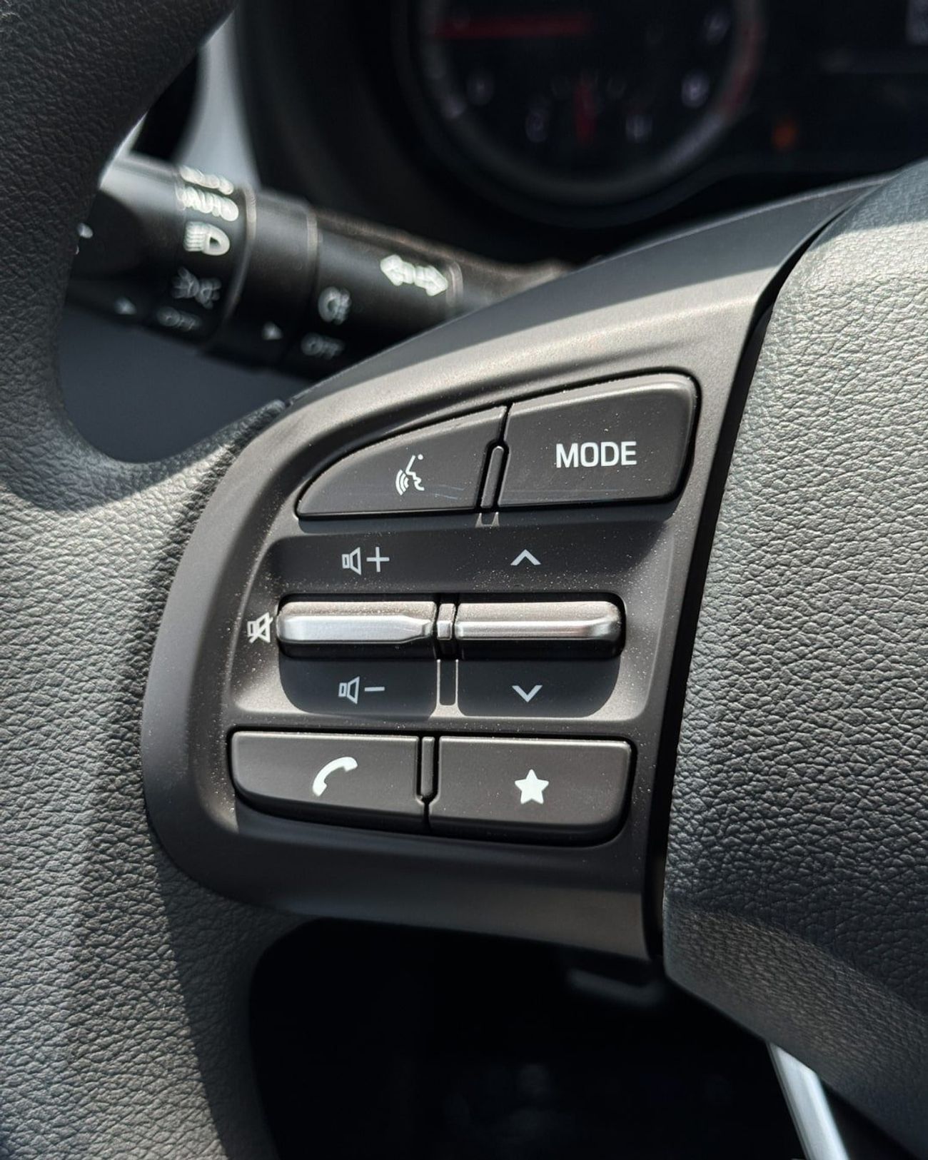 هيونداي جراند i10 GRAND I10 (HATCHBACK ) 1.2L BLUE COLOR - 2026 MODEL