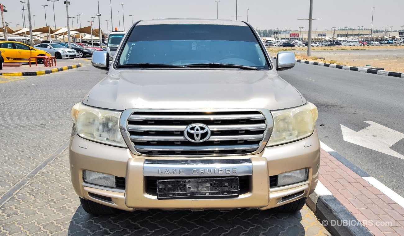 Toyota Land Cruiser VXR V8