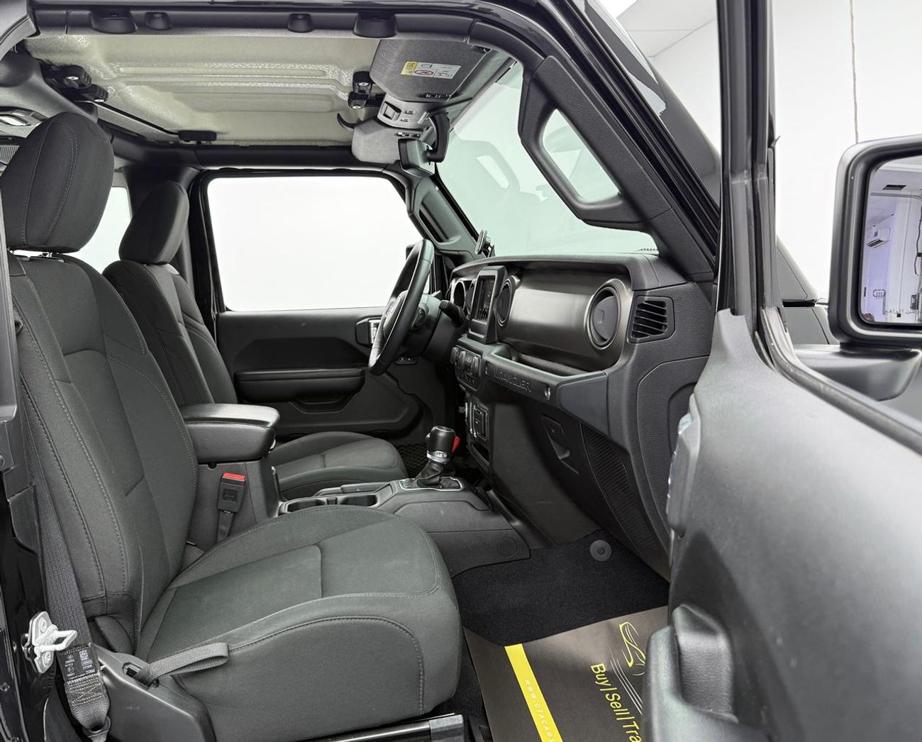 جيب رانجلر Sport 3.6L A/T (5 Seater) 2018 Jeep Wrangler Sport JL ,Service History ,GCC Specs