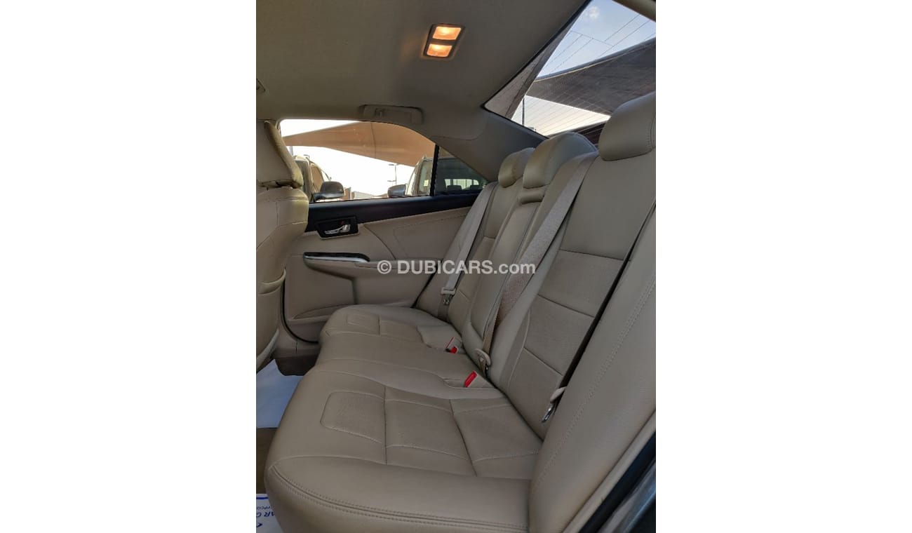Toyota Camry 2017 model Se plus full options under warrantee low mileage gulf specs