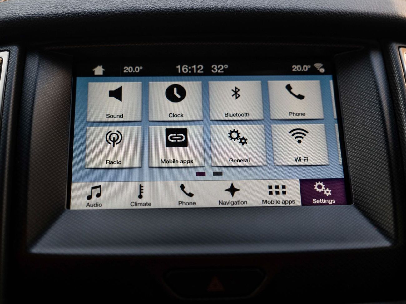 فورد رانجر AED 1,258 • RANGER WILDTRAK • 3.2L TURBO DIESEL ENGINE • FULL SERVICE HISTORY • PRISTINE CONDITION