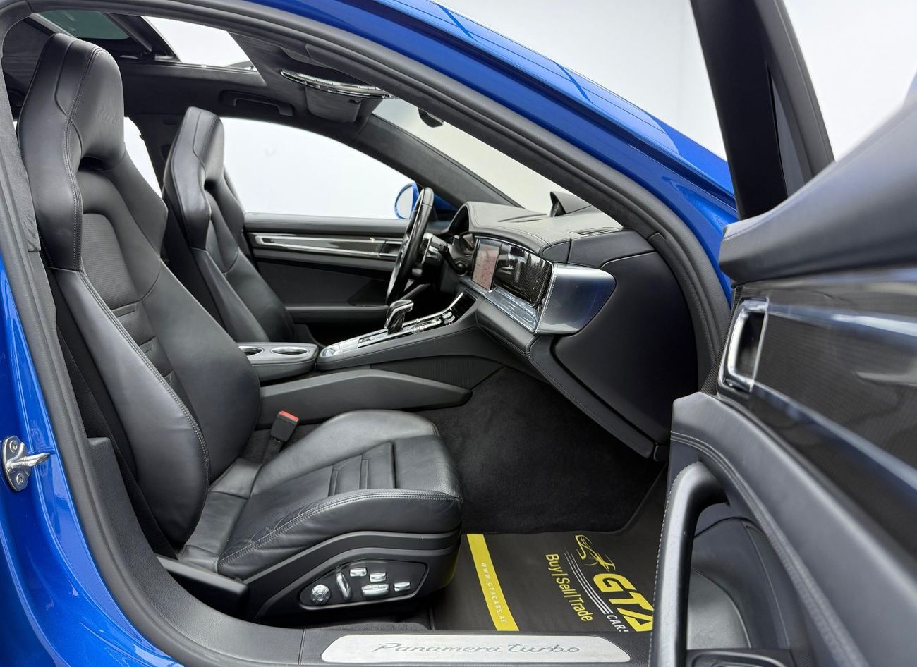 Porsche Panamera Turbo 4.0L AWD 2017 Porsche Panamera Turbo, Full Porsche Service History, Sport Chrono Package, Full