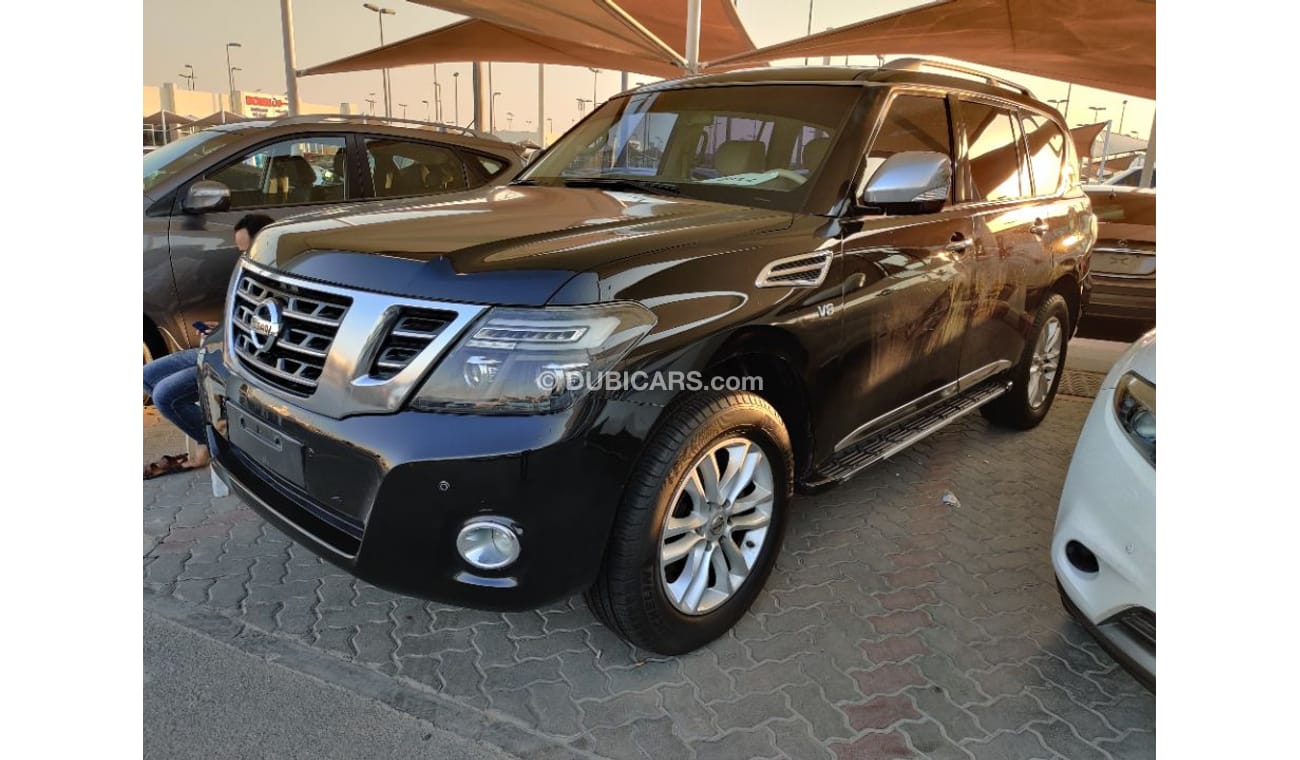 Nissan Patrol 2012 model full options GCC specs Se small engine