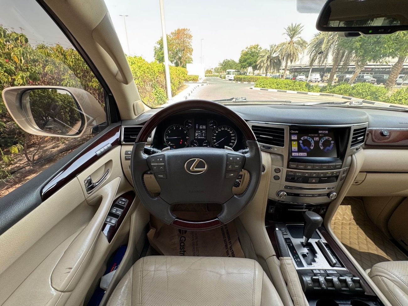 لكزس LX 570 Premier 5.7L