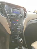 Hyundai Santa Fe 2018 Hyundai Santa Fe 2.4L V4 Sports - Rear CAM - Leather Seats - Cruise Control - 108,000 Mileage