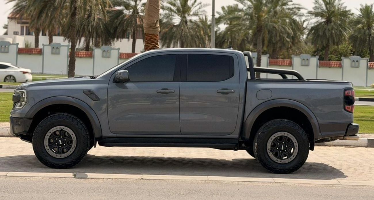 فورد رانجر RAPTOR V6 PETROL RIGHT HAND DRIVE
