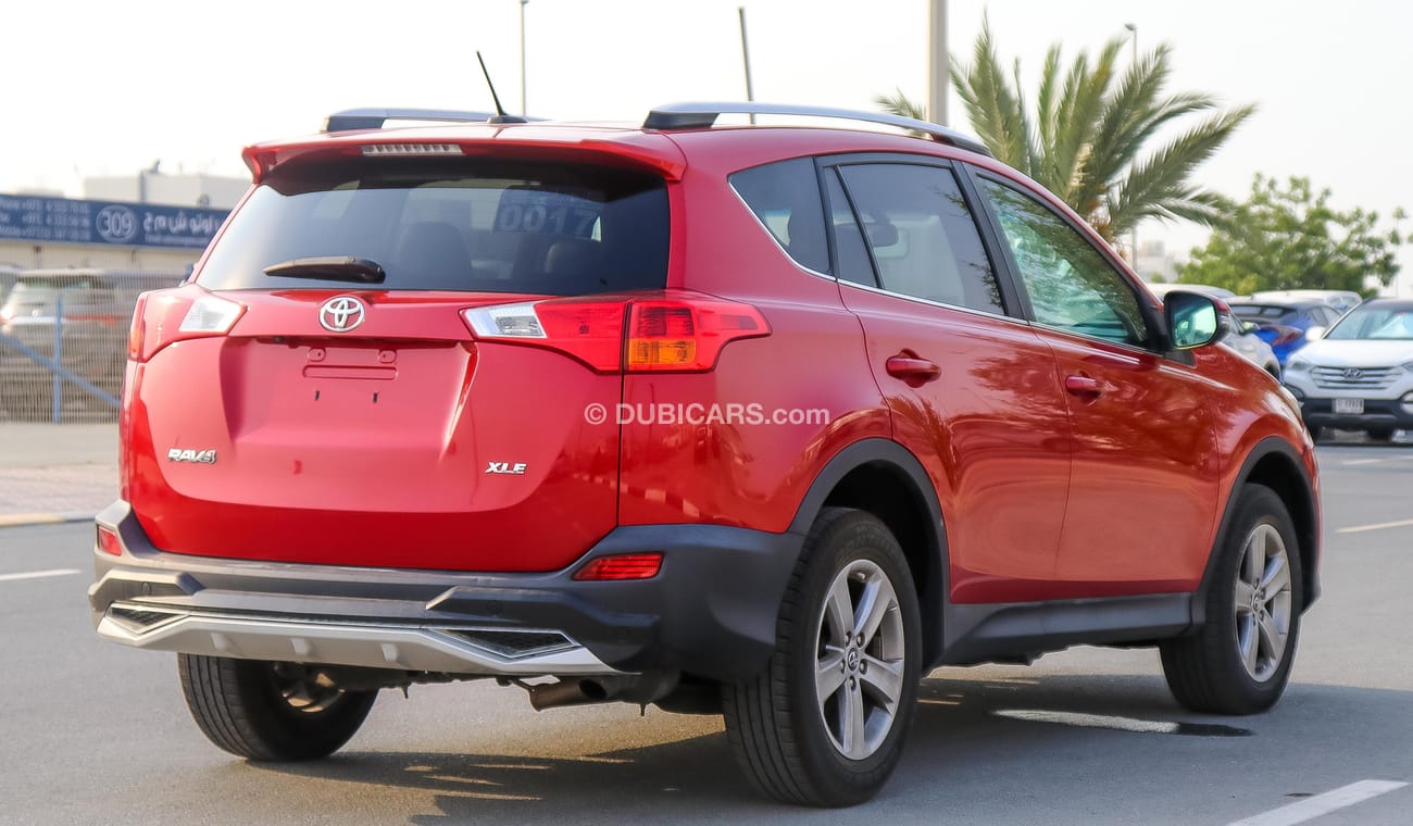 Toyota RAV4 TOYOTA RAV4 2015 XLE FULL OPTION - SUNROOF