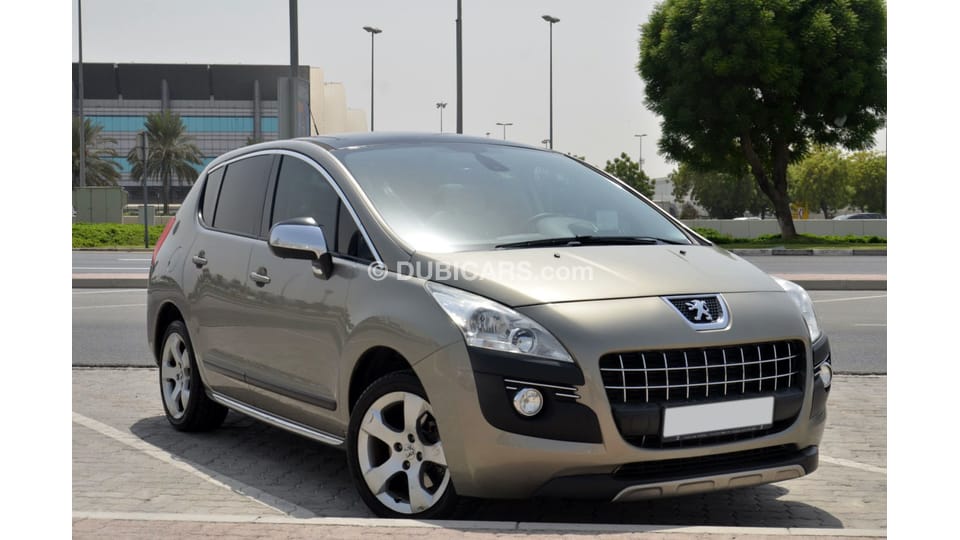 Used Peugeot 3008 (Panoramic Roof) in Excellent Condition 2011 for sale