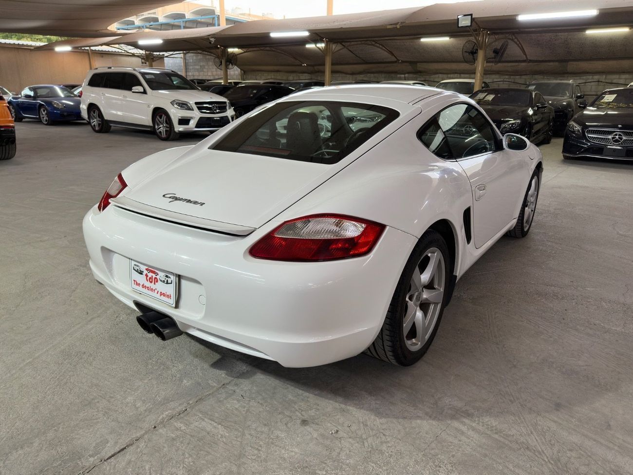 بورش كايمان PORSCHE CAYMAN 2008 2.7L | MANUAL TRANSMISSION | SPORTS STEERING WHEEL | HALF LEATHER SEATS
