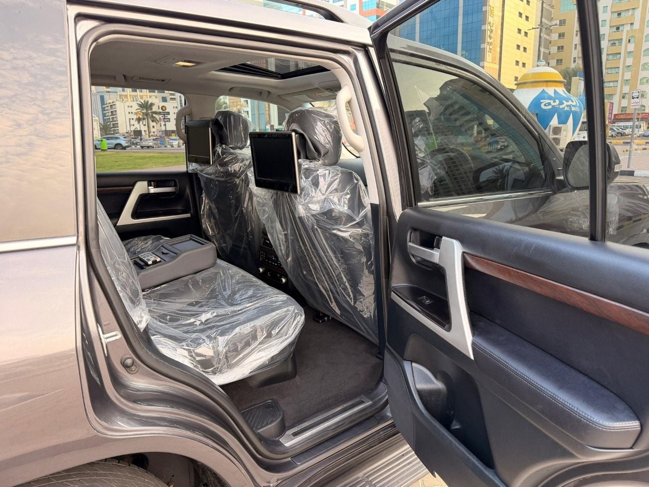 Toyota Land Cruiser Sahara Full Option Exported from Australia