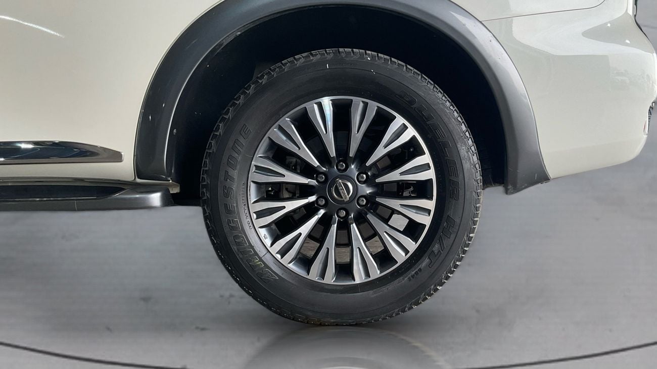 نيسان باترول SE Platinum City | شامل الضمان | 0 ﺪﻔﻋﺓ ﺃﻮﻟﻯ