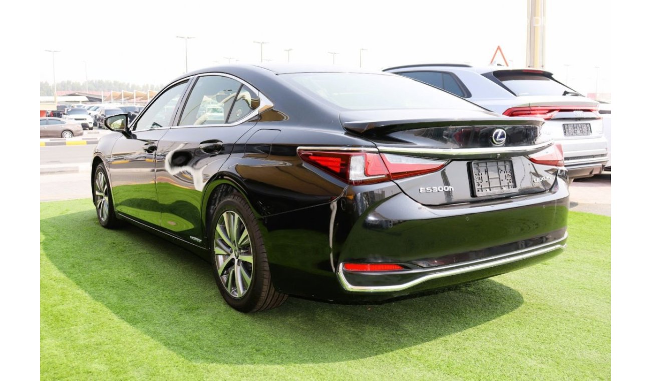 Lexus ES 300 Hybrid Full Option Lexus ES300H 2019 GCC
