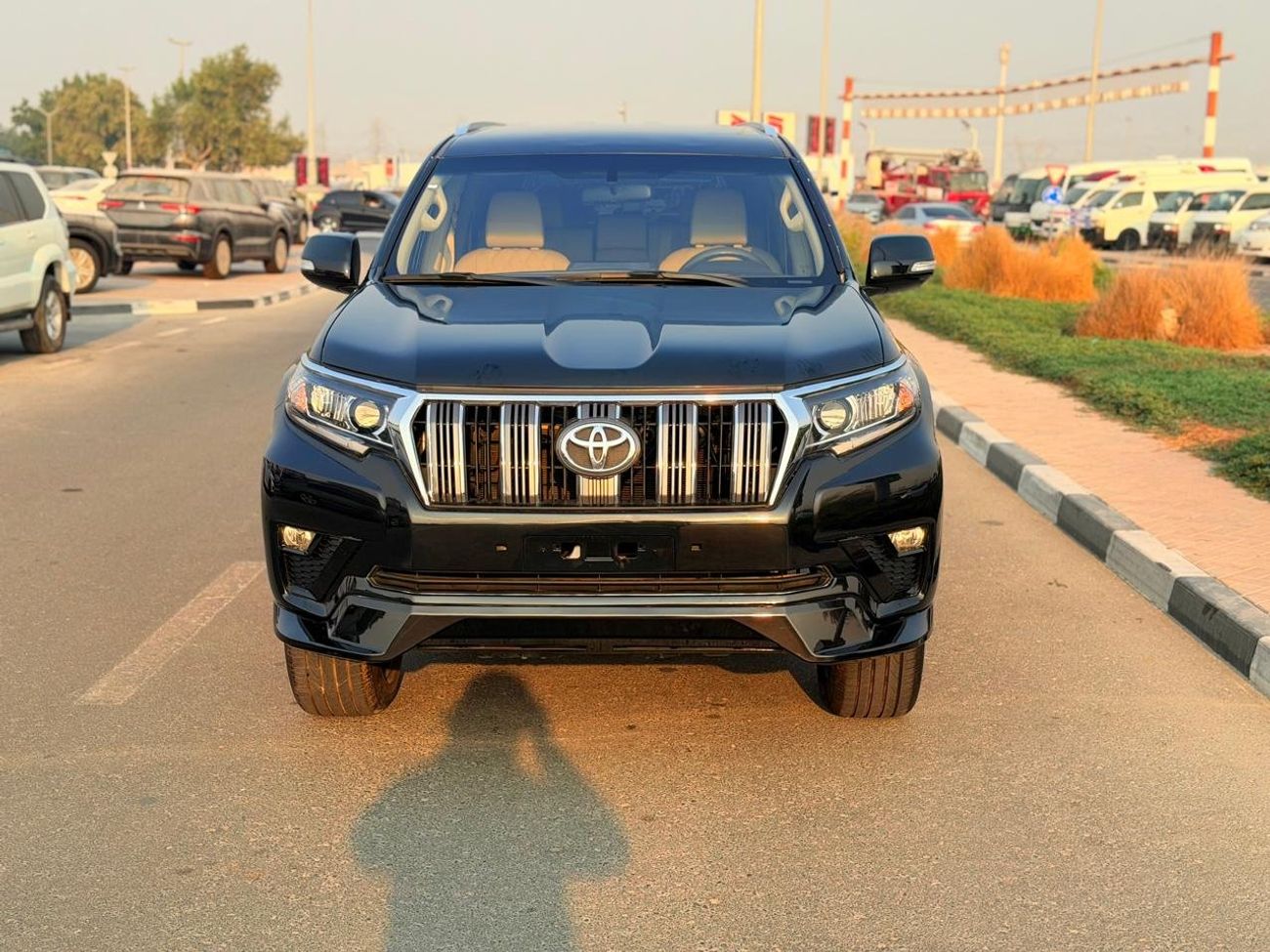 Toyota Prado Toyota Prado 2019 VXR 2.7L 4WD petrol